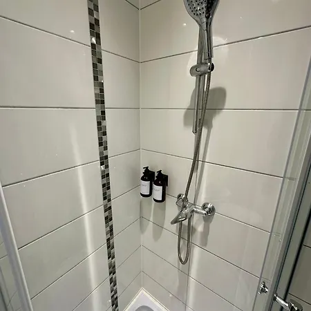 Lecathedrale : F2 Au Coeur De ! Διαμέρισμα *